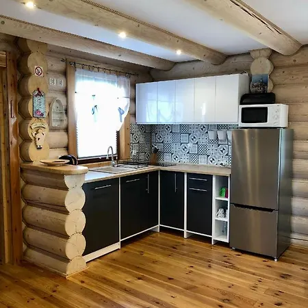 Zloto Polnocy Na Wylacznosc, Parking, Plac Zabaw, Tarasy