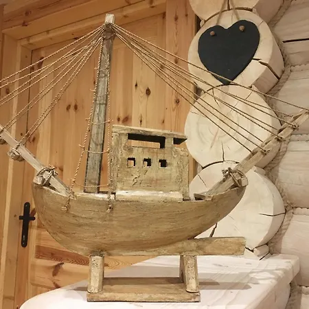 Zloto Polnocy Na Wylacznosc, Parking, Plac Zabaw, Tarasy Karwieńskie Błoto