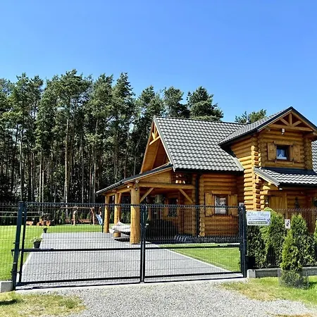 Zloto Polnocy Na Wylacznosc, Parking, Plac Zabaw, Tarasy 펜션 Karwieńskie Błoto