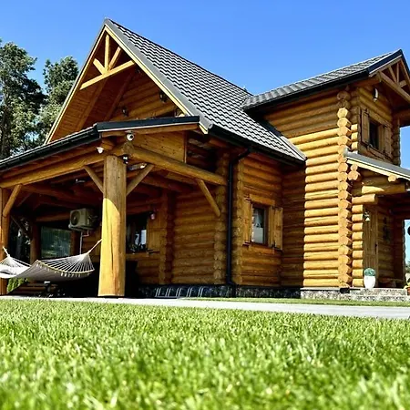 Zloto Polnocy Na Wylacznosc, Parking, Plac Zabaw, Tarasy Karwieńskie Błoto