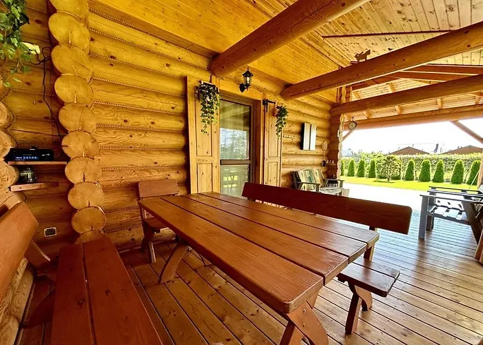 Zloto Polnocy Na Wylacznosc, Parking, Plac Zabaw, Tarasy 別荘 *